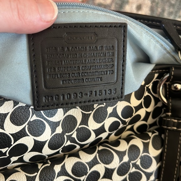 Coach Chelsea Leah Black and White Patterned Leather Bag - Picture 6 of 7
